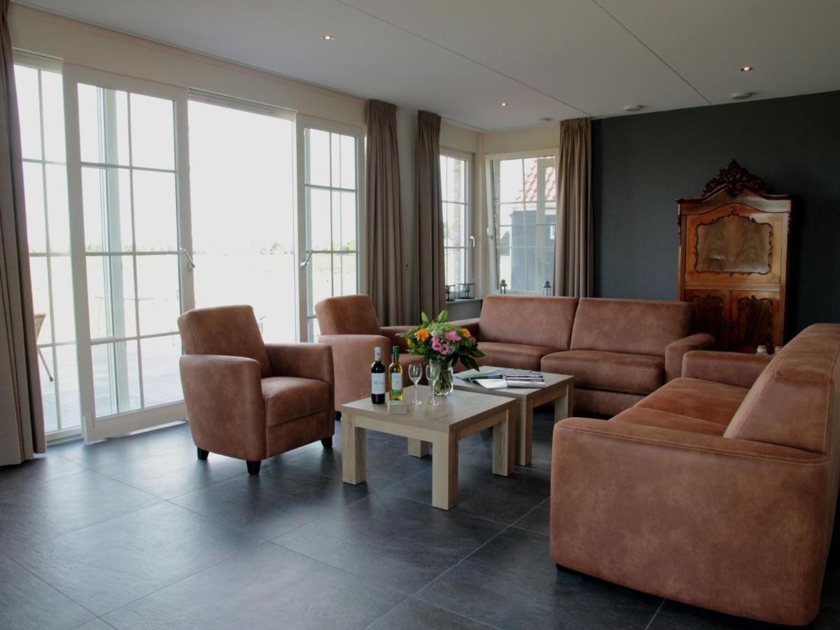 Beautiful And Spacious Villa With A Panoramic View Near The Beach Of Cadzand Eksteriør billede