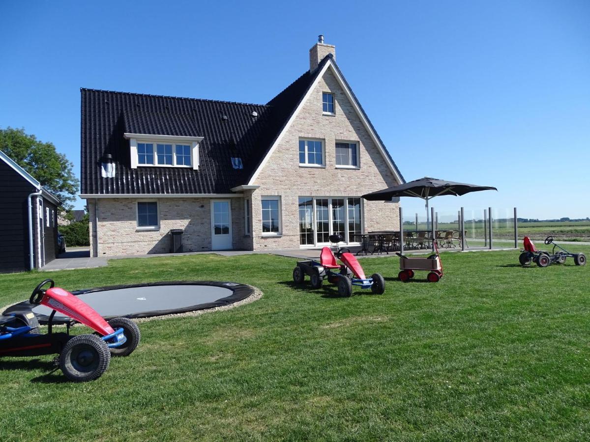Beautiful And Spacious Villa With A Panoramic View Near The Beach Of Cadzand Eksteriør billede